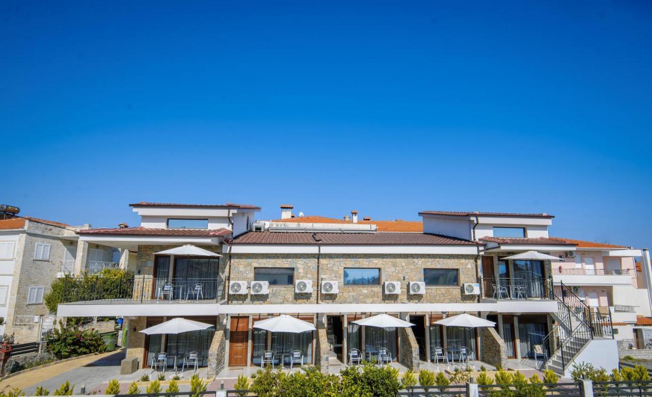 Stone Suites Pefkochori Exterior photo