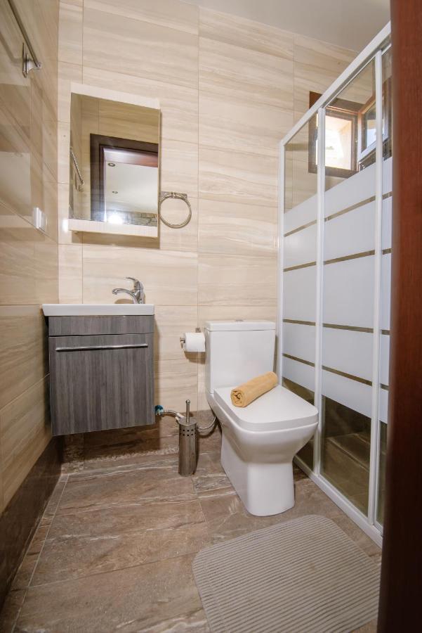 Stone Suites Pefkochori Exterior photo