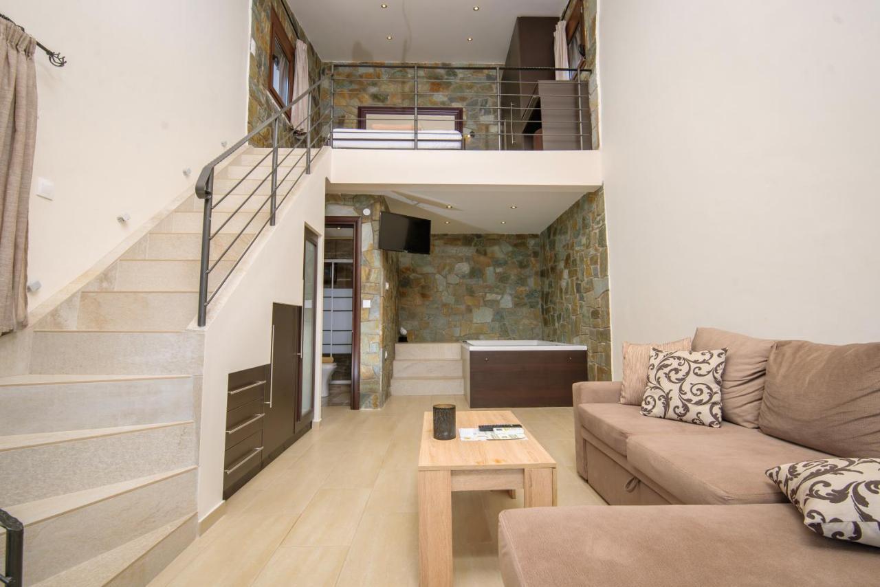 Stone Suites Pefkochori Exterior photo